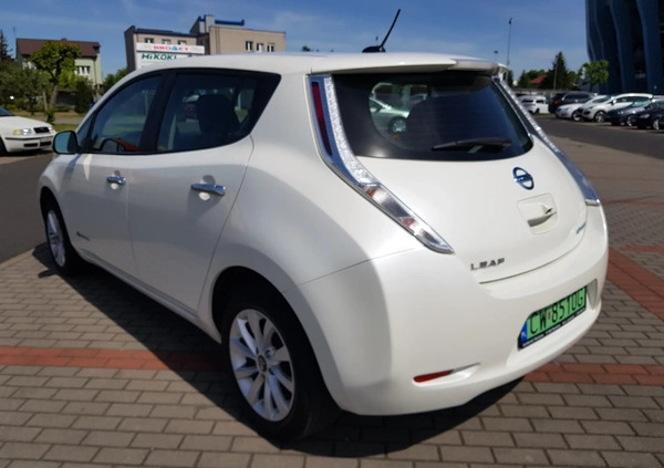 Nissan Leaf cena 39900 przebieg: 111000, rok produkcji 2015 z Włocławek małe 191